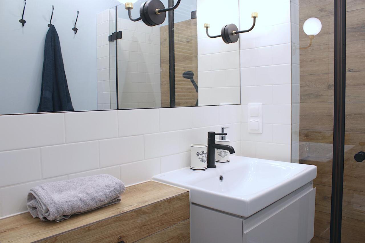 Kana - Stylish Apartment In Krakow Pomorska - Close, Wifi, Smart Tv Cracovia Exterior foto